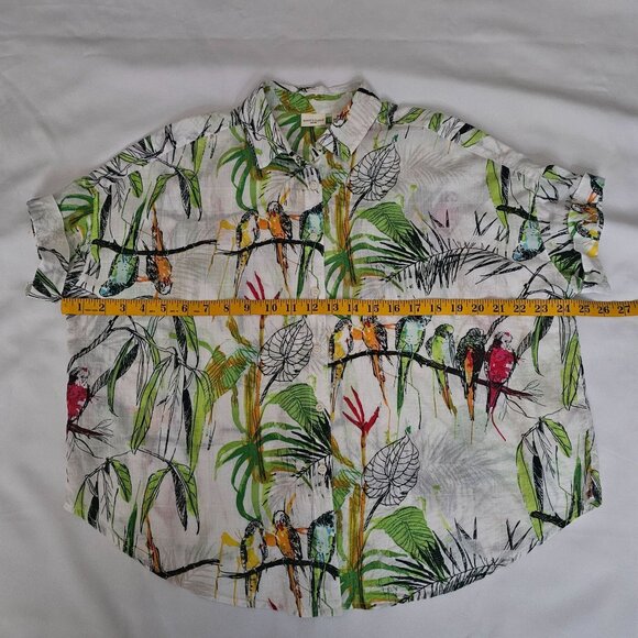 Westbound Petites Tropical Parrot Print Button-Up Short Sleeve Shirt Size PS - Picture 9 of 10